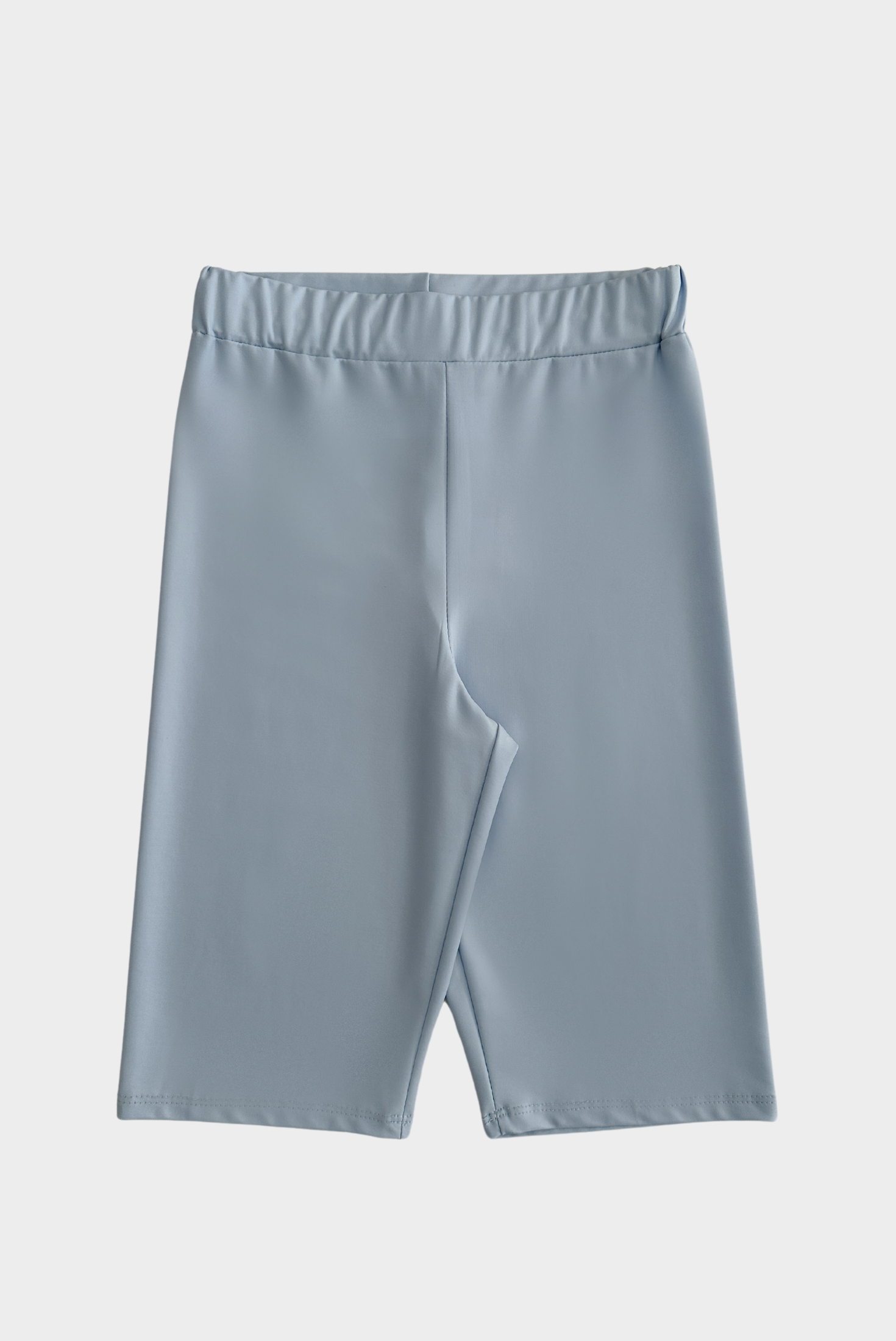 FAUX LEATHER LEGGING SHORTS IN LIGHT BLUE