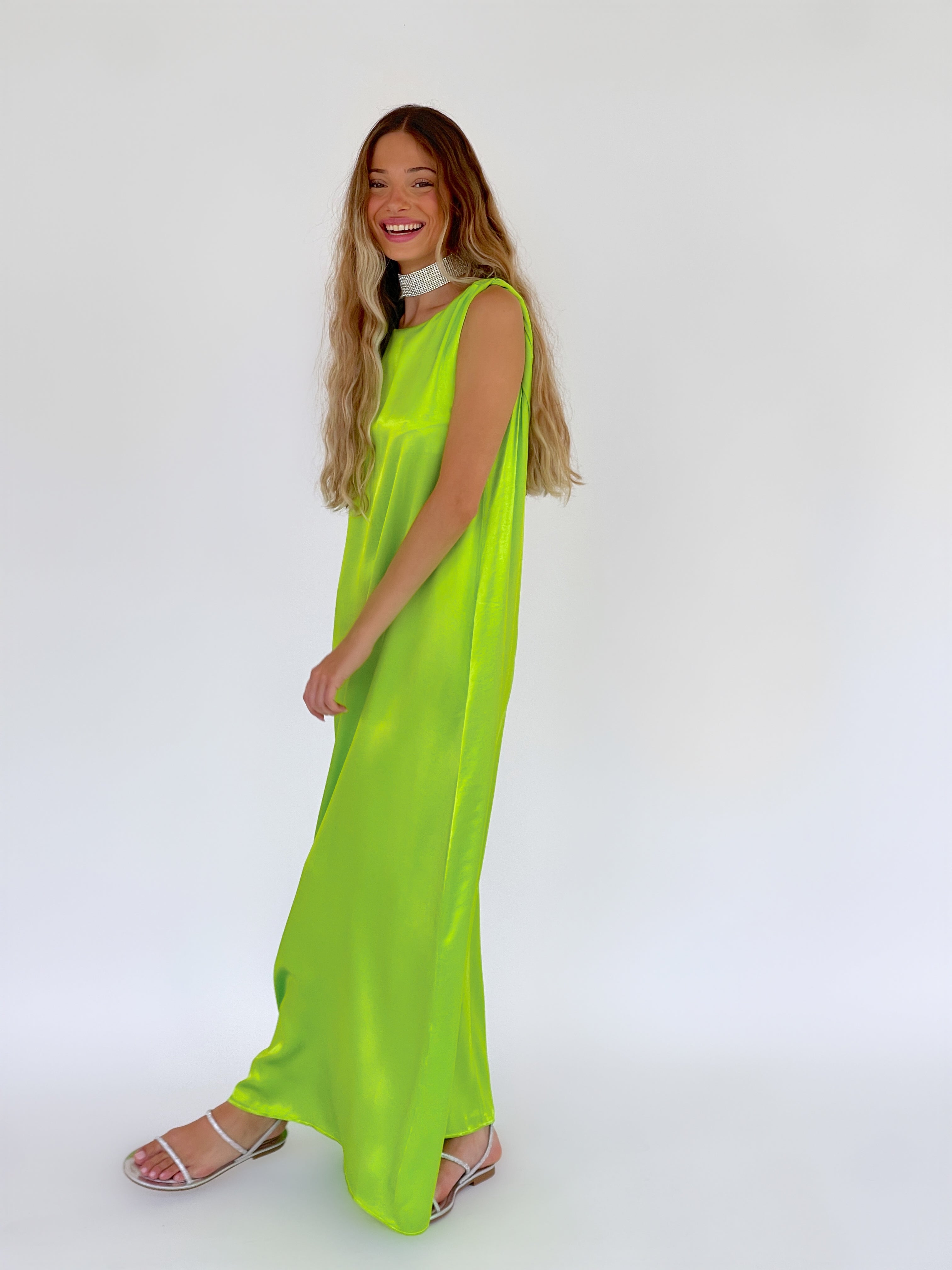 SATIN MAXI DRESS WITH OPEN BACK IN GREEN