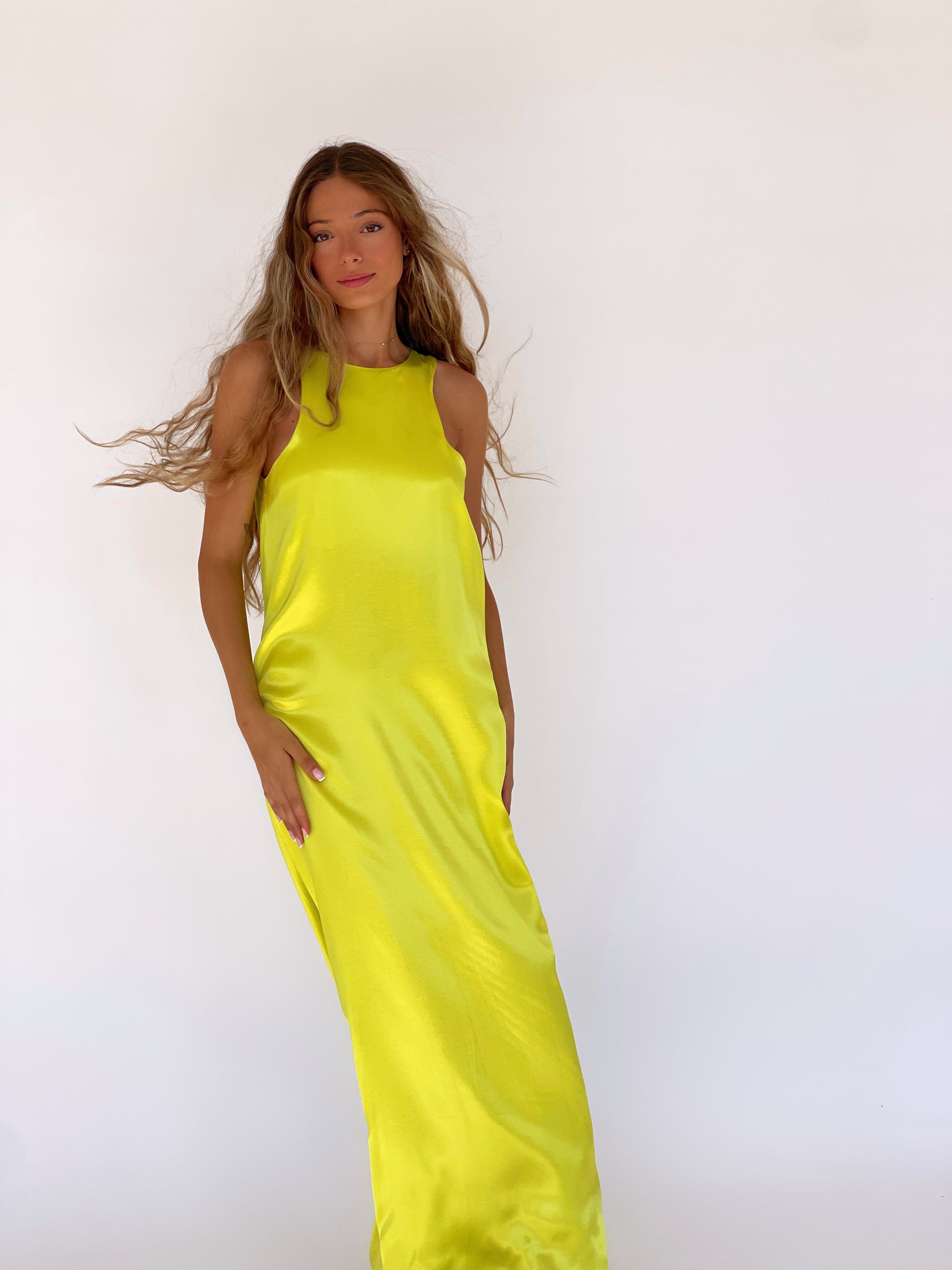 MAXI SATIN DRESS WITH OPEN BACK IN LIME GREEN