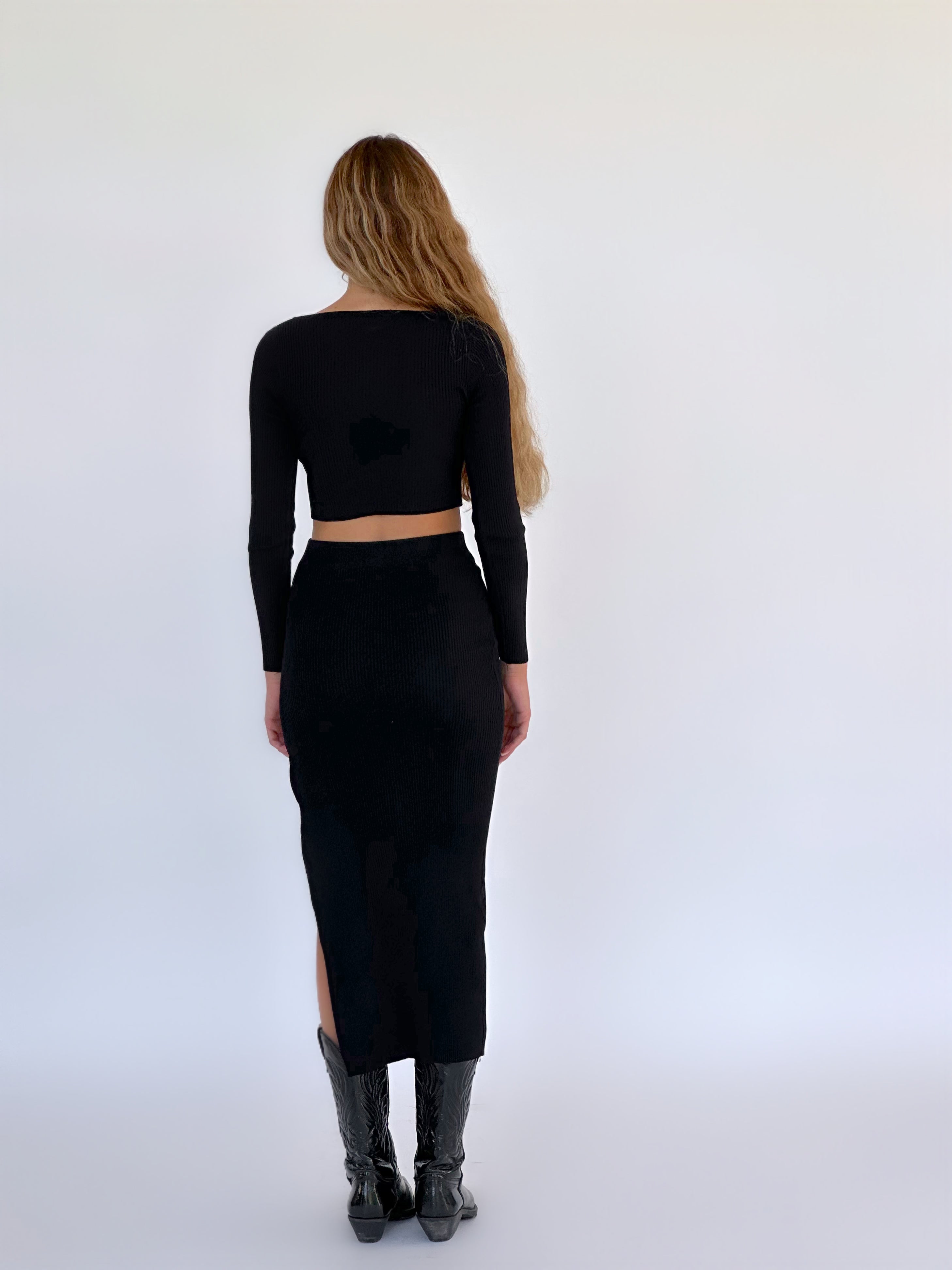 SET - RIBBED TOP WITH MATCHING SKIRT