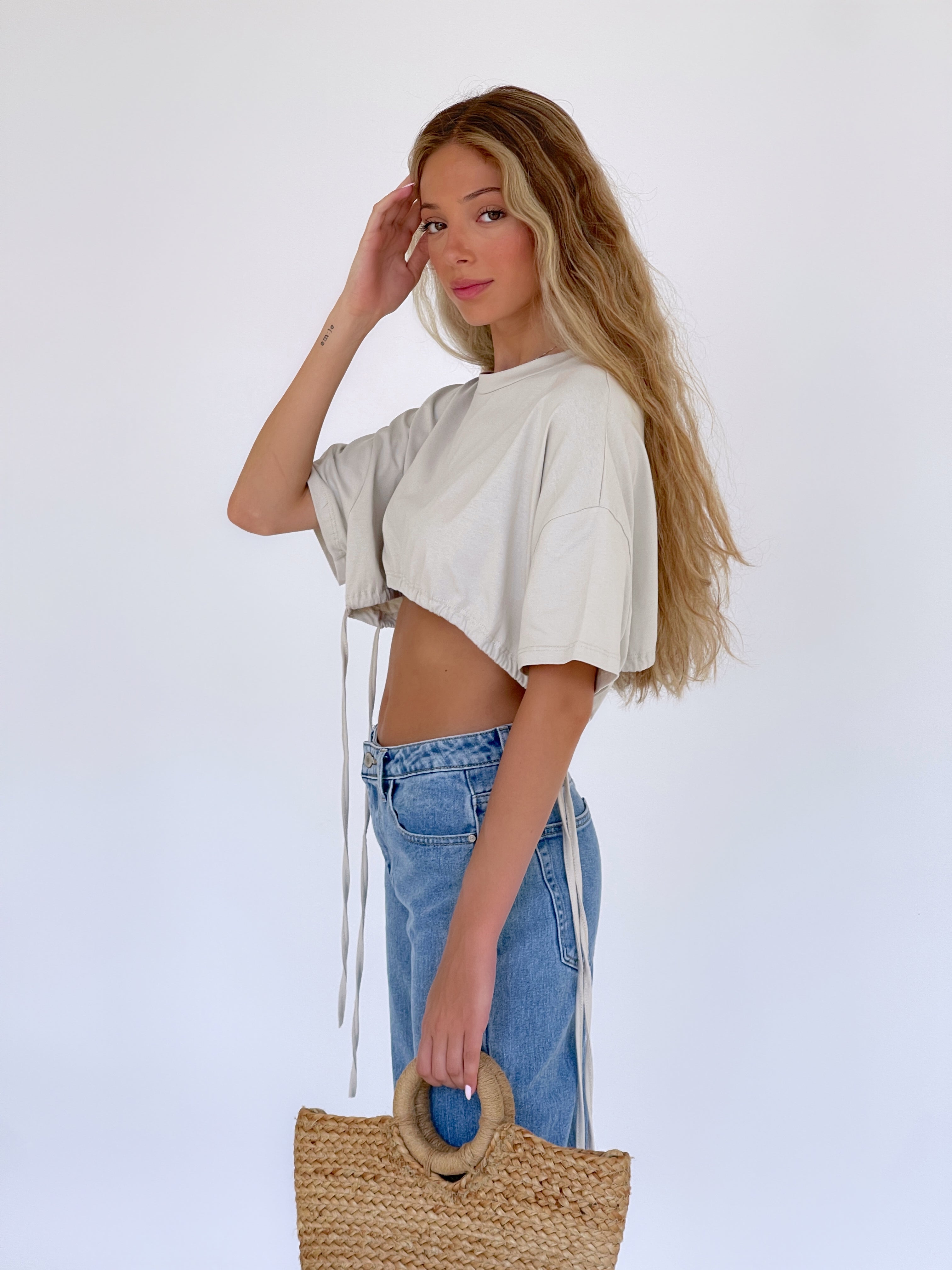 CROPPED T SHIRT IN BEIGE